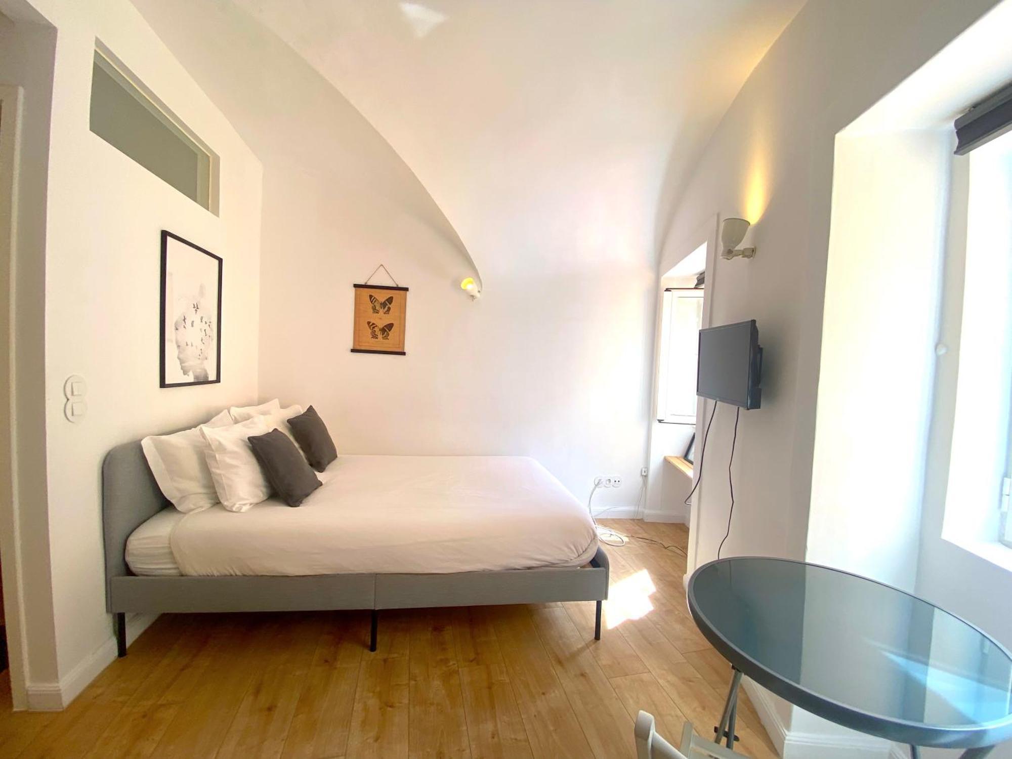 Cozy With Easy Access To Center Apartament